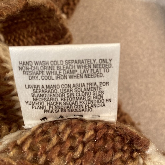 Canyon River Blues - v-neck sweater. Size M - Picture 5 of 9